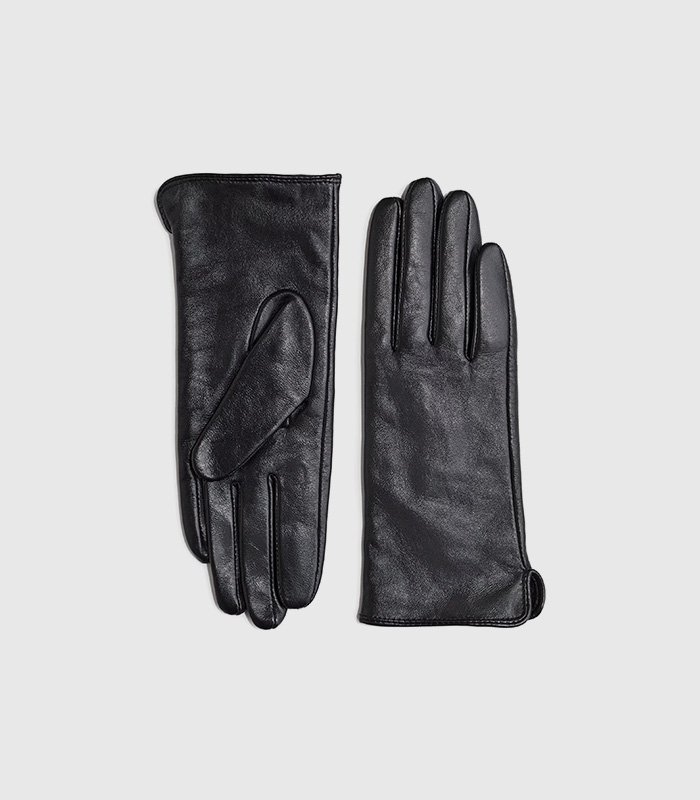 Leather gloves